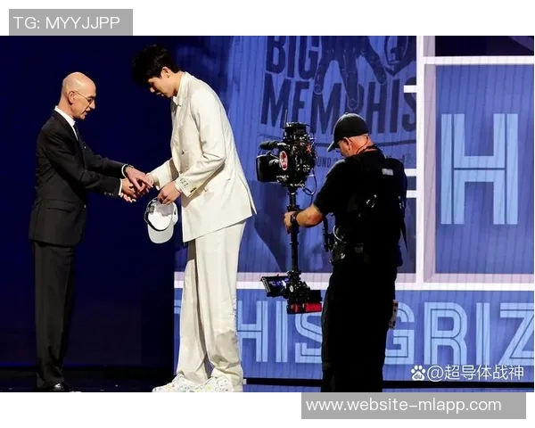 现役NBA球员体重排行榜揭晓杨瀚森122公斤位列第九锡安与约基奇并列第三